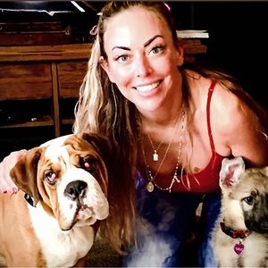 Meet your Posher, Andrea